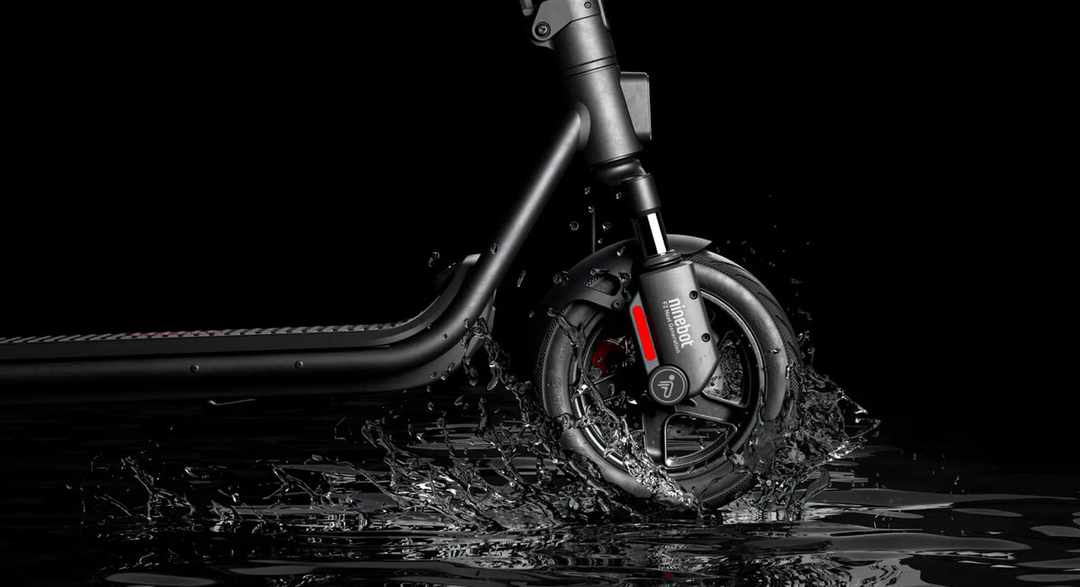 Frein à disque et roue avant de la trottinette électrique Segway Ninebot F2 E II