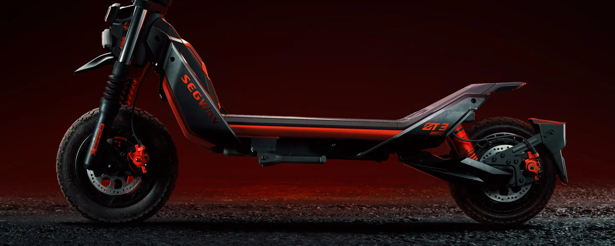 Segway ZT3 MAX E noire et rouge vue de profil